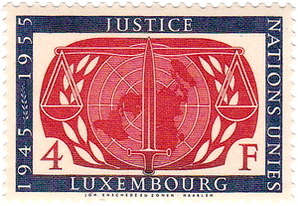 1586