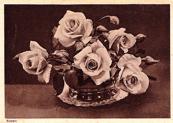 1945